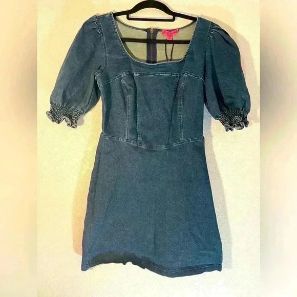 Betsey Johnson Blue Denim Mini Dress Womens Size 8 - Picture 1 of 12